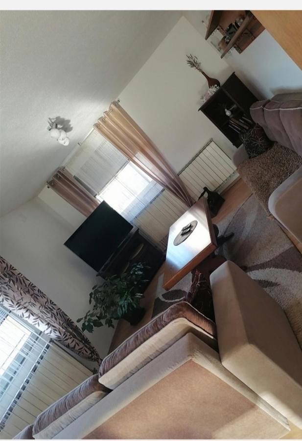 Apartment Amra Tuzla Esterno foto